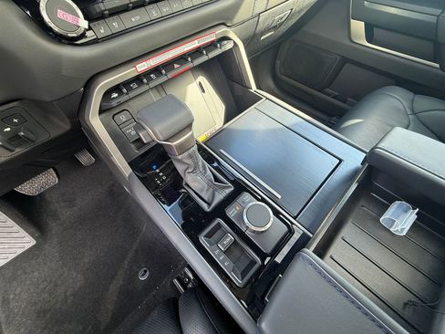 New 2026 Toyota Tundra Platinum AWD/4WD image 8