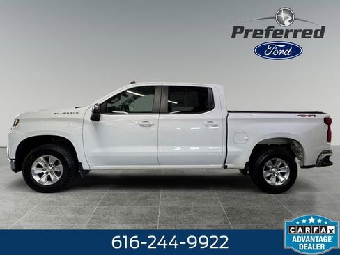 Used 2022 Chevrolet Silverado 1500 LT w/ Work Truck Package AWD/4WD image 9