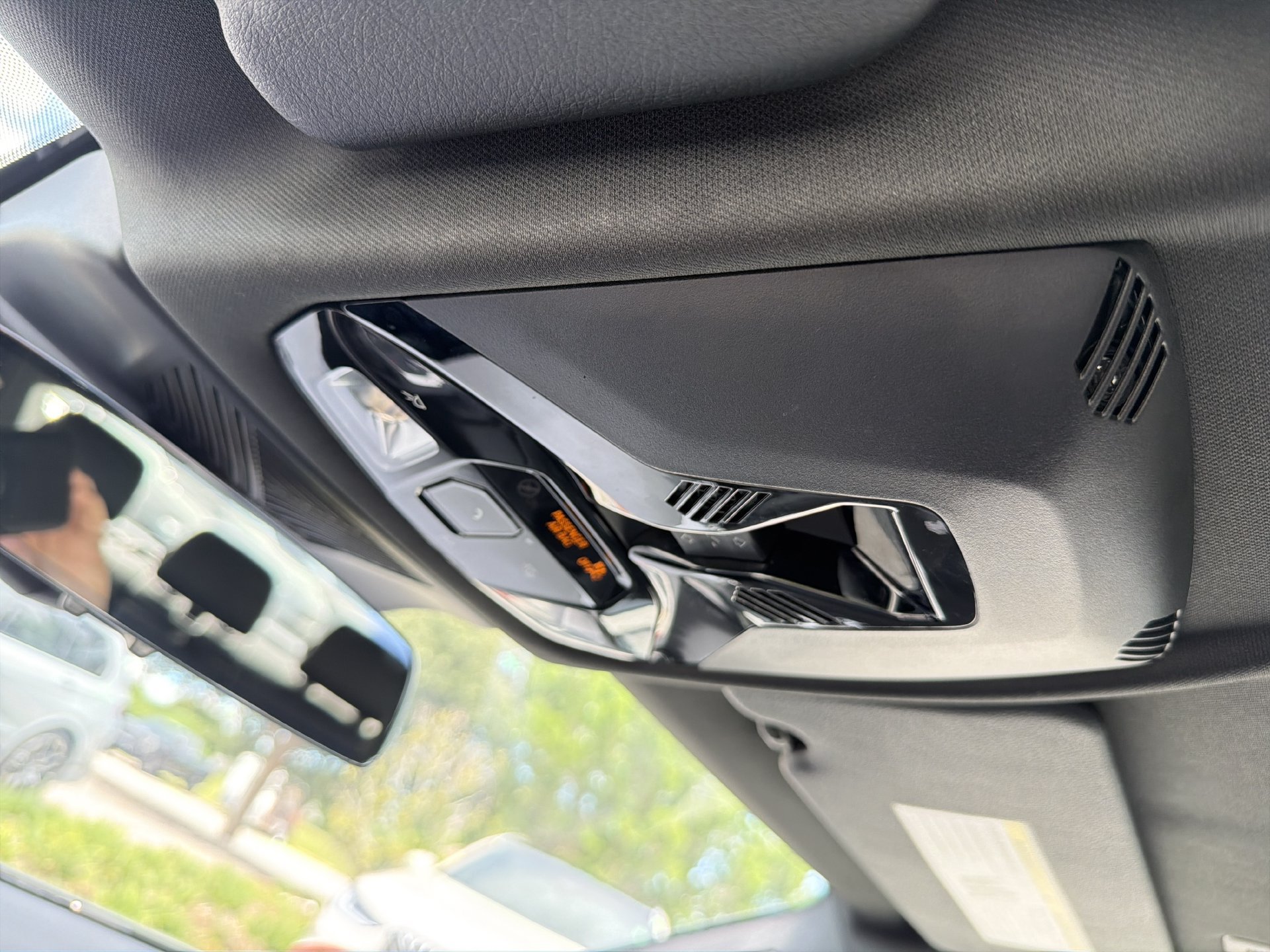 Certified 2025 BMW 228i xDrive AWD/4WD image 33