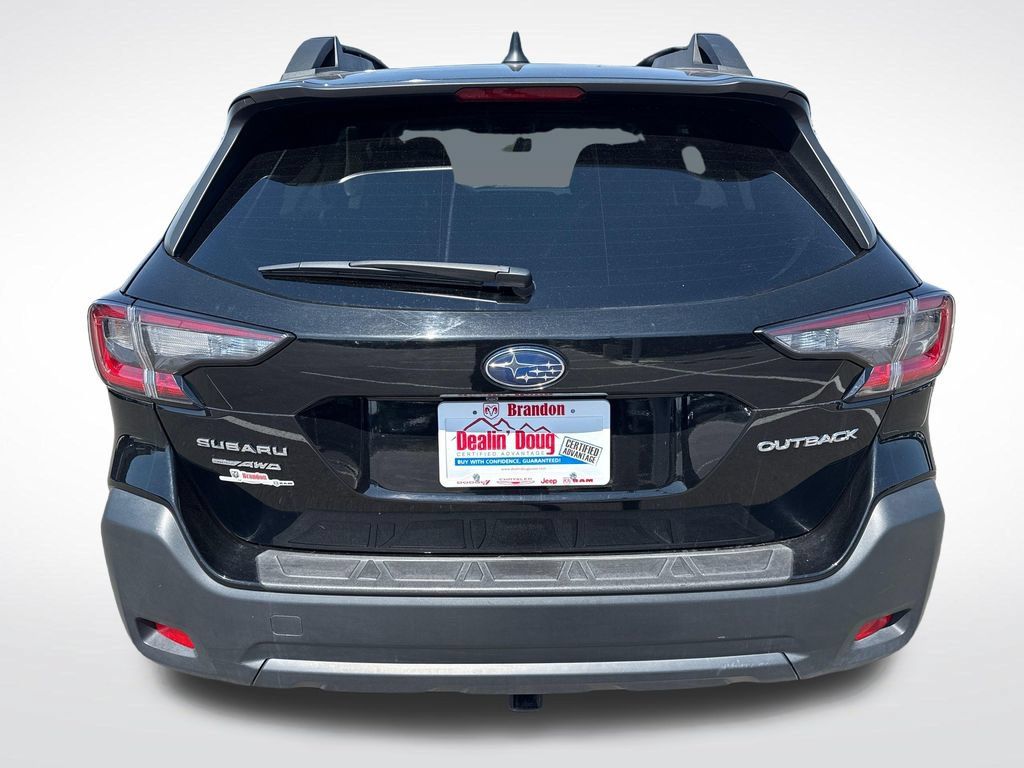 Used 2025 Subaru Outback Premium w/ Popular Package #1A AWD/4WD image 4