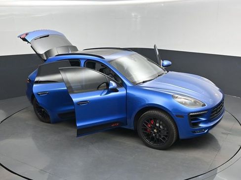 Used 2018 Porsche Macan GTS AWD/4WD image 19
