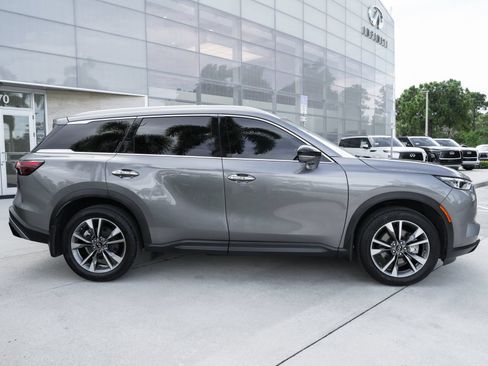 Used 2023 INFINITI QX60 Luxe w/ Cargo Package FWD image 25