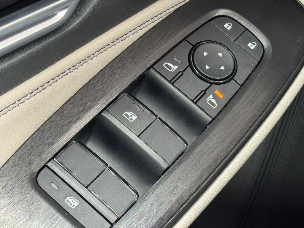 Used 2026 Nissan Sentra SL w/ Floor Mat Package FWD image 20