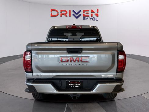 New 2026 GMC Canyon Elevation w/ Convenience Package image 3