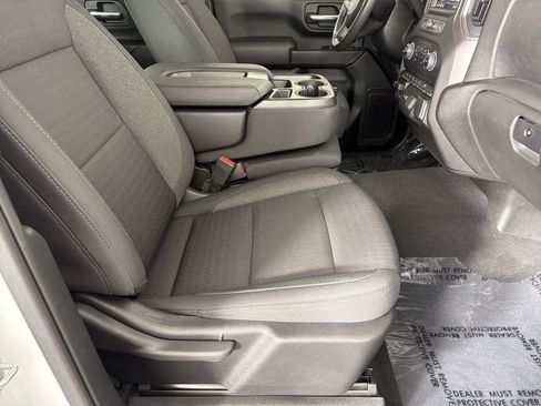 Certified 2024 Chevrolet Silverado 2500 Custom w/ Custom Value Package AWD/4WD image 11