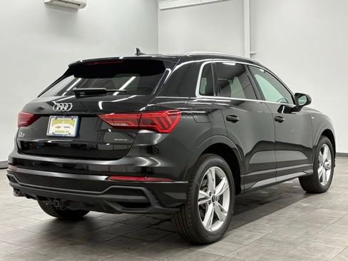 Used 2022 Audi Q3 2.0T Premium Plus w/ Premium Plus Package image 2
