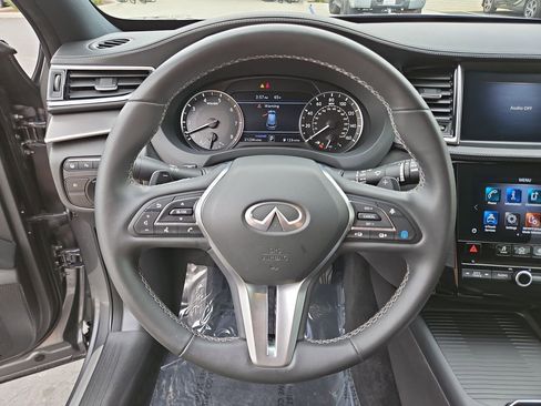 Used 2022 INFINITI QX50 Luxe w/ Appearance Package image 19