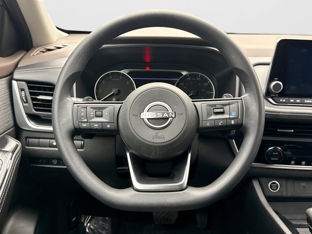 Used 2023 Nissan Rogue SV AWD/4WD image 12