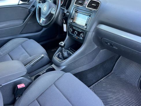 Used 2011 Volkswagen Golf TDI image 17
