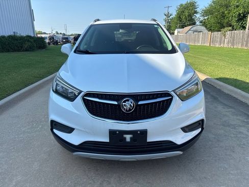 Used 2017 Buick Encore Preferred AWD/4WD image 2