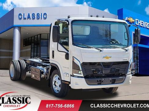New 2025 Chevrolet Low Cab Forward 5500 XD RWD image 1
