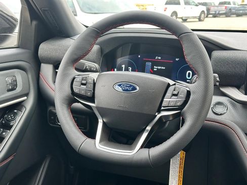 New 2026 Ford Explorer ST-Line w/ ST-Line Street Pack image 7