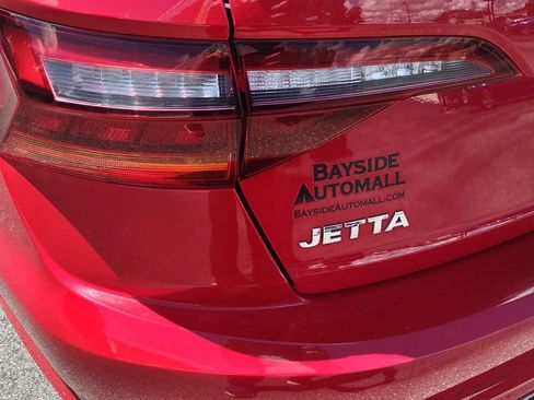 Used 2019 Volkswagen Jetta SE FWD image 33