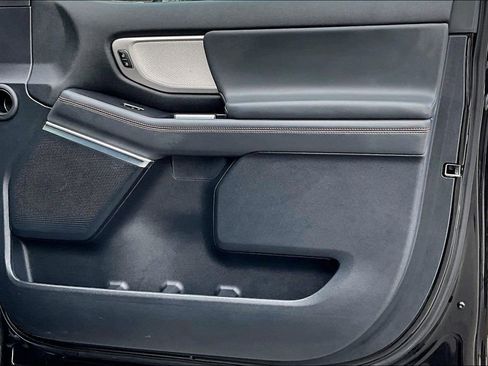 Certified 2025 Ford Expedition Max Active image 22