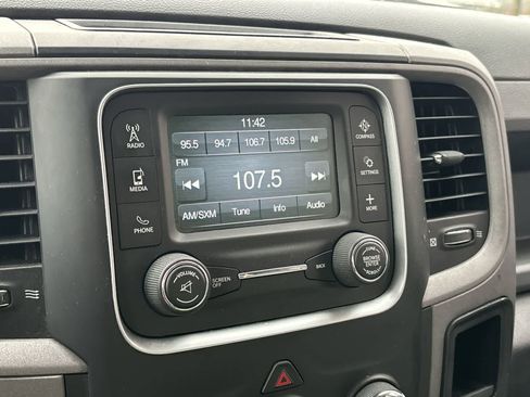 Used 2015 RAM 1500 Express image 8