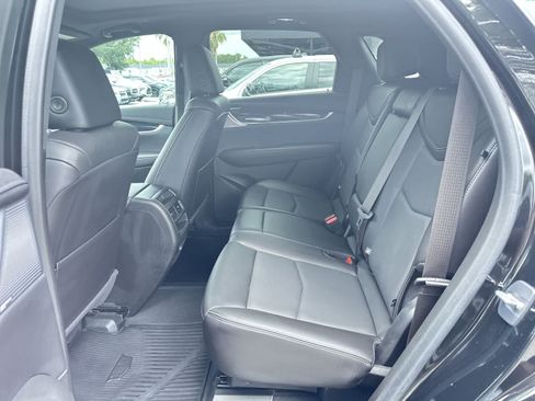 Used 2024 Cadillac XT5 Premium Luxury FWD image 4