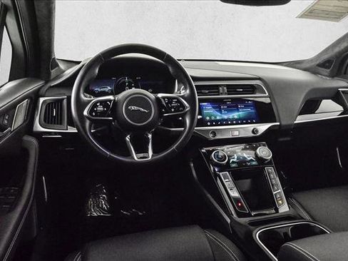 Used 2020 Jaguar I-PACE SE image 19
