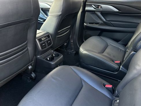Used 2023 MAZDA CX-9 Touring image 12