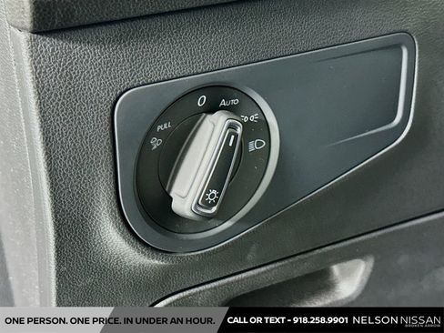 Used 2022 Volkswagen Tiguan SEL R-Line AWD/4WD image 10