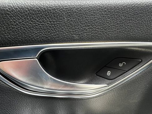 Used 2019 Mercedes-Benz E 450 4MATIC Sedan w/ Premium Package image 50