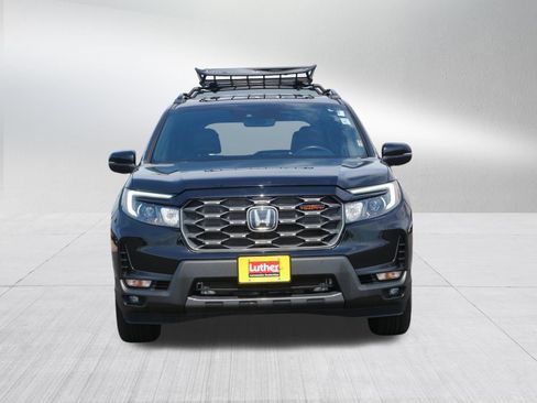 Used 2023 Honda Passport TrailSport image 2