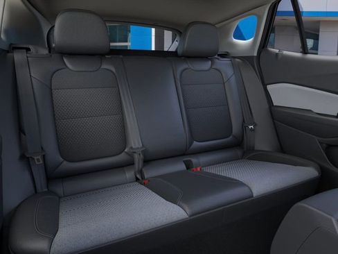 New 2026 Chevrolet Trax LT w/ Driver Confidence Package image 18