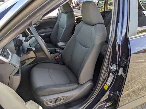 Used 2024 Toyota RAV4 XLE image 30