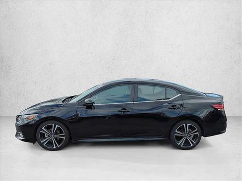 Used 2022 Nissan Sentra SR w/ Electronics Package image 4