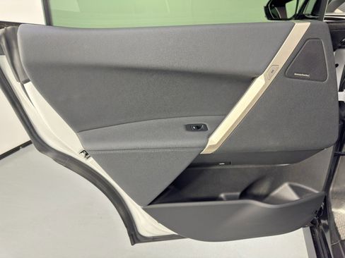 Used 2022 BMW iX xDrive50 w/ Sport Package image 48