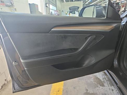 Used 2023 Tesla Model 3 Long Range AWD/4WD image 7