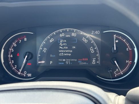 Used 2024 Toyota RAV4 LE AWD/4WD image 14