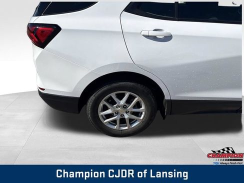 Used 2023 Chevrolet Equinox LS AWD/4WD image 30