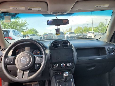 Used 2016 Jeep Patriot Sport FWD image 12