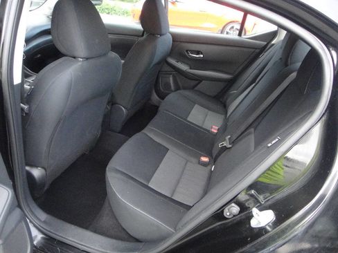 Used 2022 Nissan Sentra SV w/ Trunk Package image 12