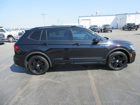 Used 2019 Volkswagen Tiguan SEL Premium R-Line FWD image 5