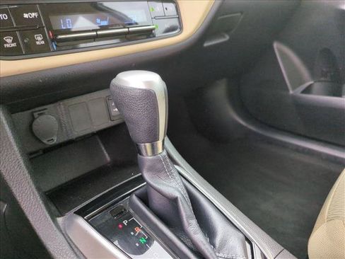 Certified 2017 Toyota Corolla LE FWD image 12