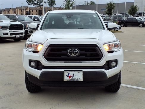 Used 2023 Toyota Tacoma SR5 image 4