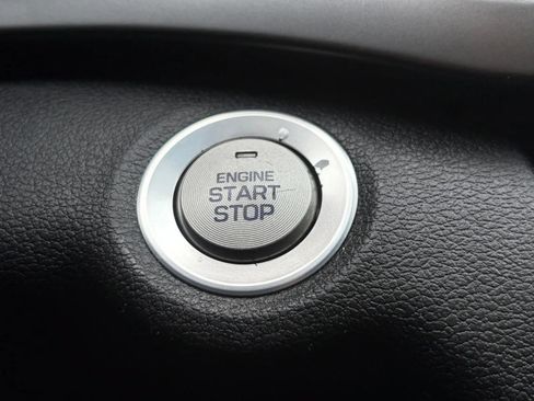 Used 2018 Hyundai Elantra Value Edition FWD image 26