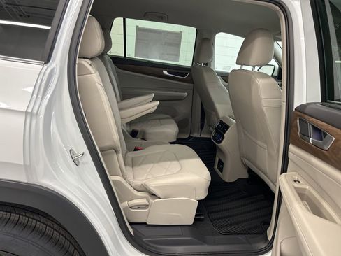 New 2026 Volkswagen Atlas SE FWD image 30