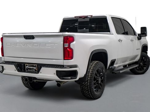 Used 2022 Chevrolet Silverado 2500 LTZ w/ LTZ Convenience Package AWD/4WD image 6