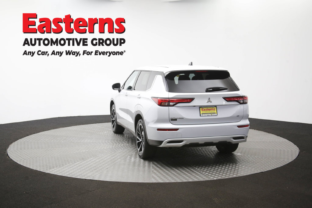 Used 2024 Mitsubishi Outlander SE AWD/4WD image 68
