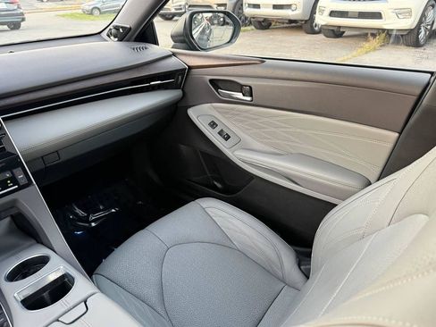 Used 2019 Toyota Avalon Limited w/ Advanced Safety Package FWD image 43