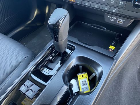 New 2026 Subaru Outback Limited image 16