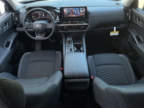 New 2026 Nissan Pathfinder SV image 20