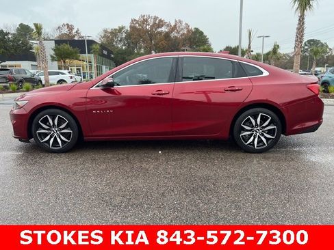 Used 2017 Chevrolet Malibu LT image 8