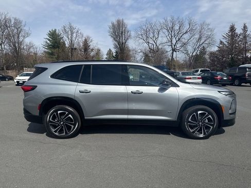 New 2026 Buick Enclave Sport Touring w/ Power Package image 8