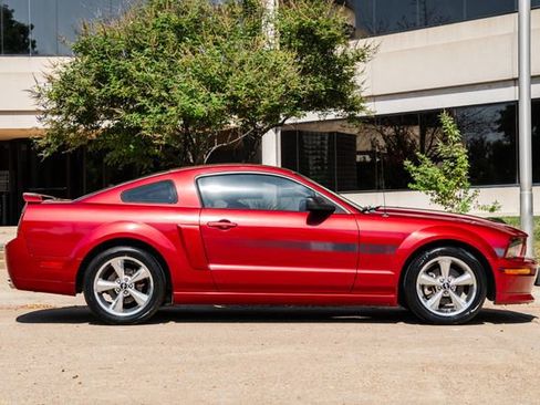 Used 2007 Ford Mustang GT Premium image 13