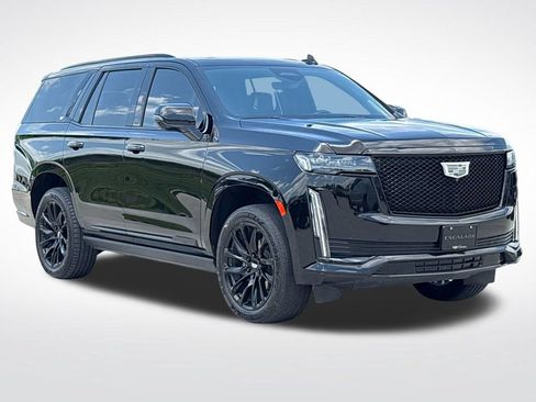 Used 2022 Cadillac Escalade Sport Platinum w/ LPO, ONYX Package AWD/4WD image 9