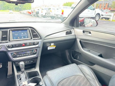 Used 2019 Hyundai Sonata Sport FWD image 19