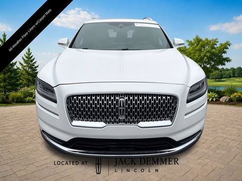 Used 2023 Lincoln Nautilus Reserve AWD/4WD image 11